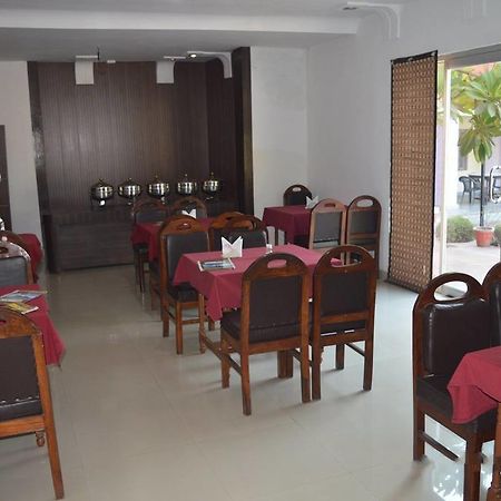 Hotel Goverdhan Tourist Complex Fatehpur Sīkri Zewnętrze zdjęcie