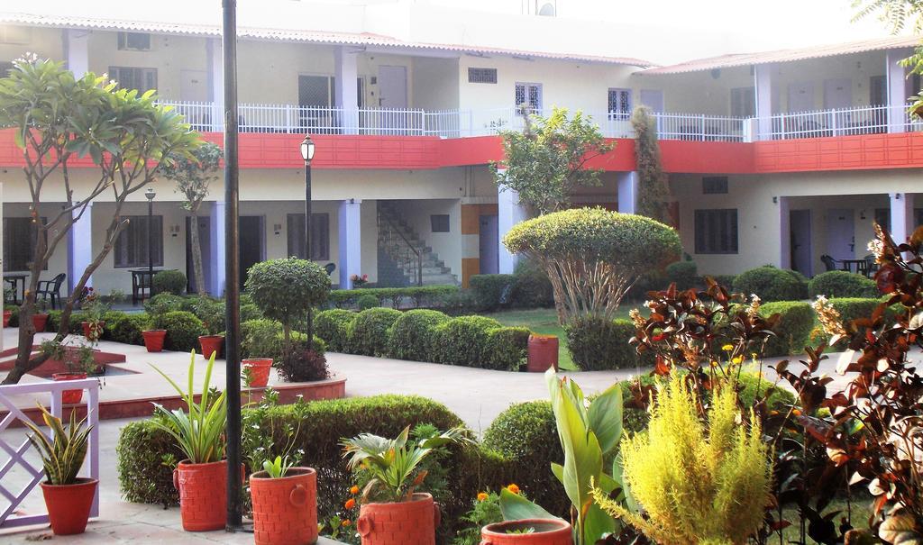 Hotel Goverdhan Tourist Complex Fatehpur Sīkri Zewnętrze zdjęcie