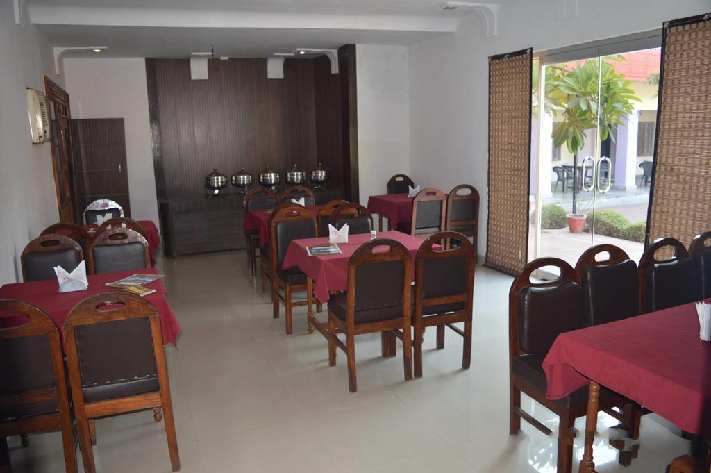 Hotel Goverdhan Tourist Complex Fatehpur Sīkri Zewnętrze zdjęcie